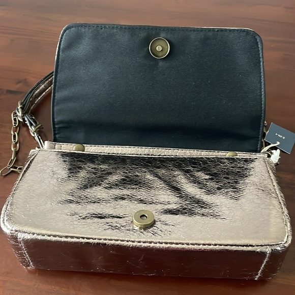 UNIVERSAL THREAD Flap Crossbody Bag - Metallic Bronze chain link purse New - Picture 4 of 9
